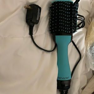 One-Step Volumizer Hair Dryer REVLON